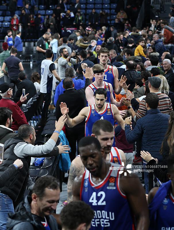 图拉姆：我们踢得很认真，我们是强大的团队，这对年轻人有益（图拉姆：我们踢得踏实，球队很强，这能帮助年轻球员成长）