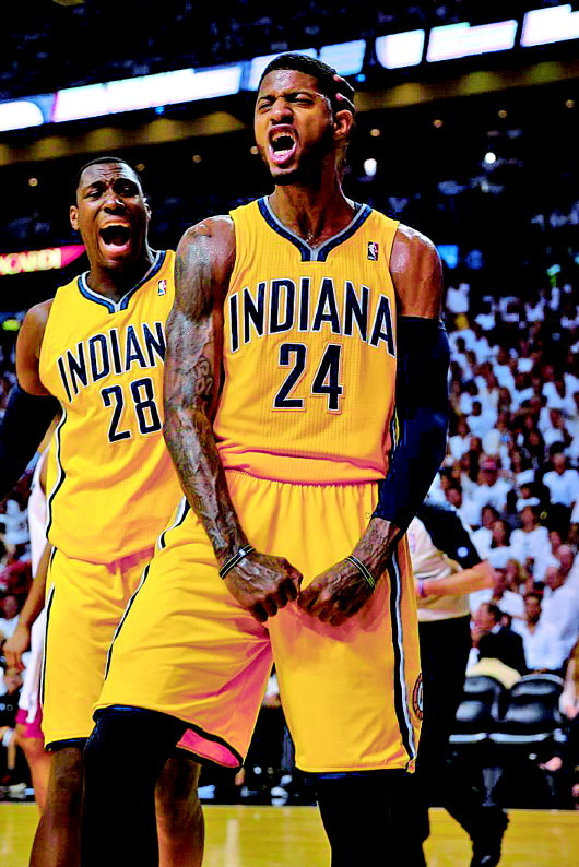 图片报：米兰对金玟哉感兴趣，在今夏就曾观察过他（图片报称：AC米兰有意引进金玟哉，今夏已进行考察）