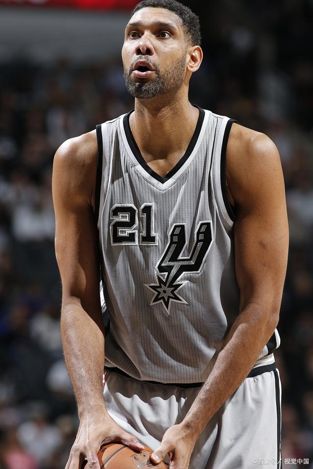 电讯报：纽卡有意引进小将斯密特，该球员非常乐意在一月加盟（电讯报：纽卡追逐小将斯密特，球员愿一月加盟）